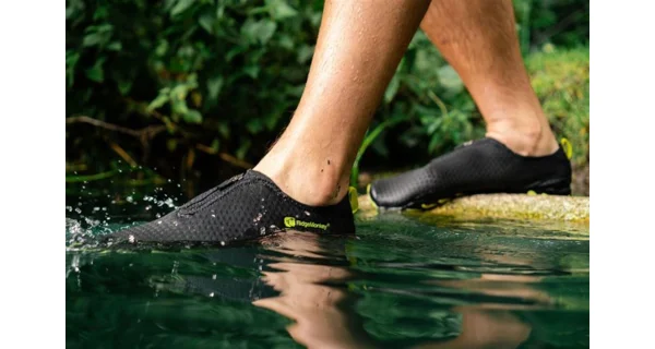 RIDGEMONKEY - Boty APEarel Dropback Aqua Shoes vel. 40 - 42